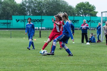 Bild 36 - wCJ SV Steinhorst/Labenz - VfL Oldesloe : Ergebnis: 18:0